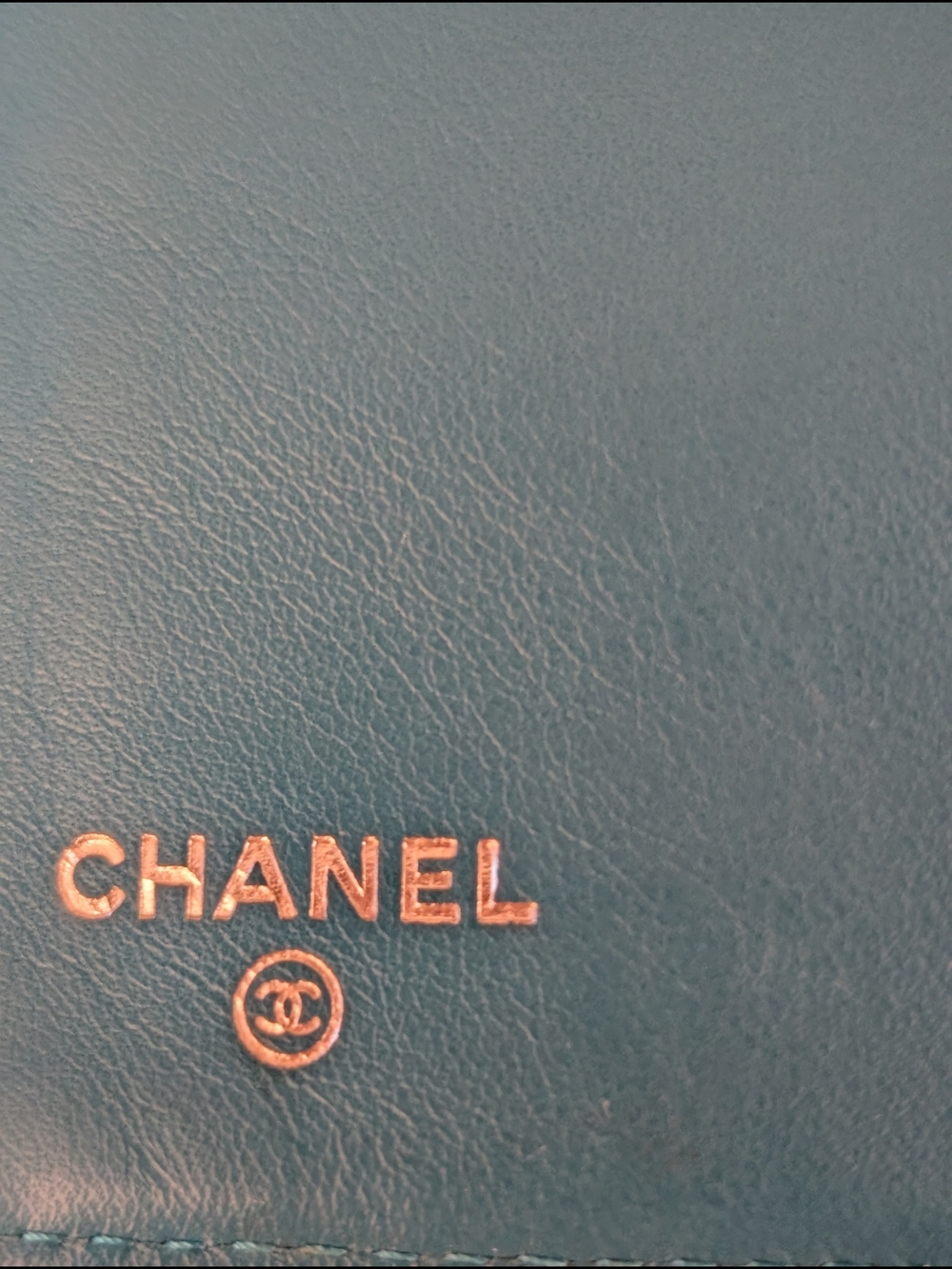 CHANEL Teal Quilted Patent Leather Clutch Silver CC Long Wallet Purse - Picture 13 of 15